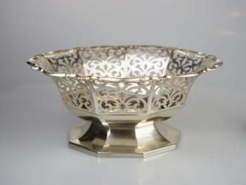 Dish - silver - 1930 Dish - silver - 1930